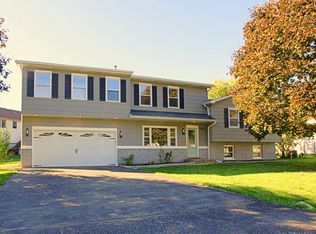 1018 Spruce St, Gurnee, IL 60031