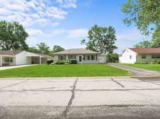 135 Woodland Dr, New Whiteland, IN 46184