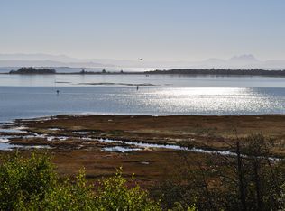 2108 Klahanee Dr SW, Ilwaco, WA 98624