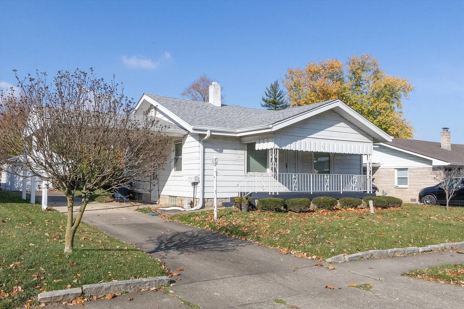 430 N 19th Ave photo 1