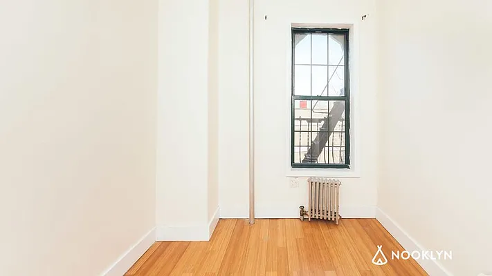 Rented by Nooklyn NYC LLC | media 72
