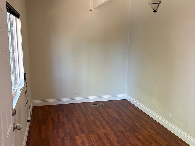 Ramsay Cir — Photo 12