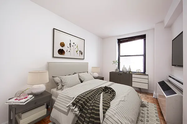 Rented by R New York | media 9