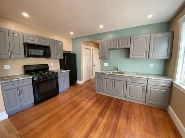 254 Belgrade Ave, Roslindale, MA