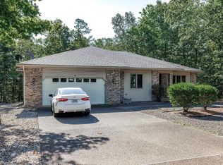 8 Rollo Ln, Hot Springs Village, AR 71909