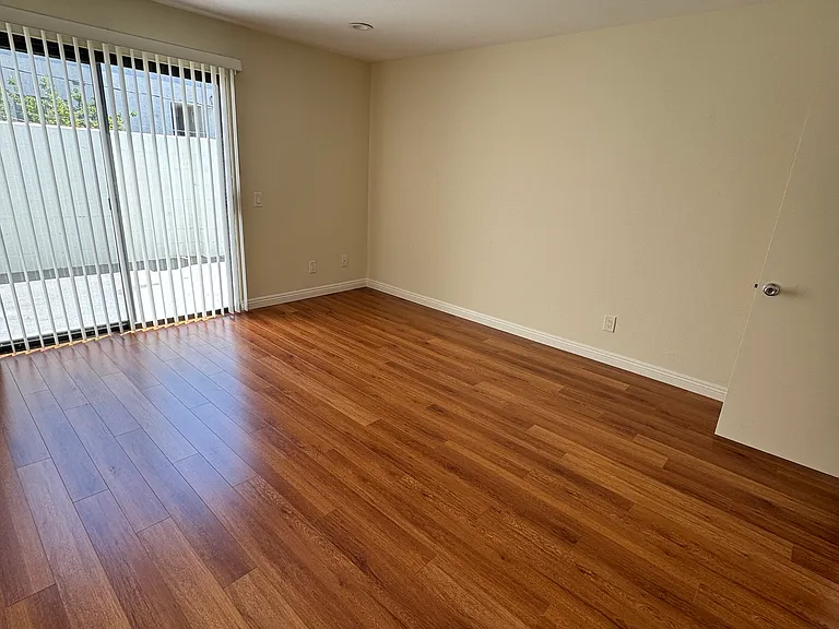 1122 Linden Ave #3 — Photo 14