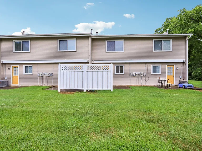 Parkview Townhomes — Photo 35