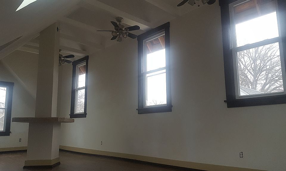 1st image of 1289 W 93rd St Unit 2