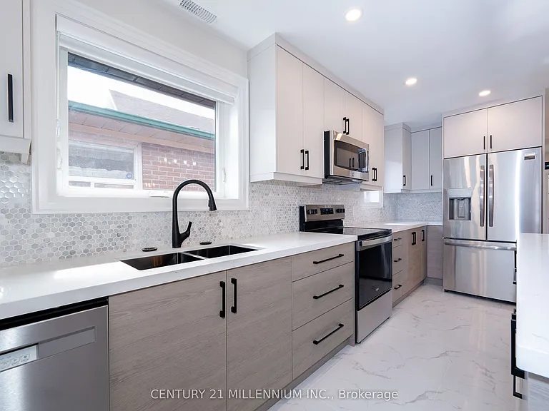 31 Mariposa Ave #A — Photo 6