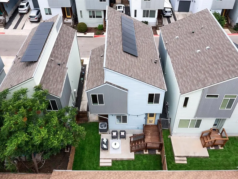 801 N Bluff Dr #28 — Photo 33