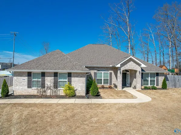 206 Lake View Dr, Athens, AL 35613