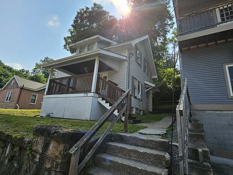 774 Garrison Ave — Photo 34