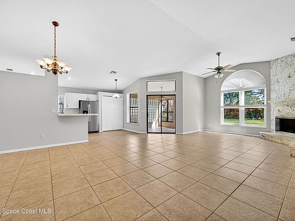 4th image of 7022 Hammock Trace Dr