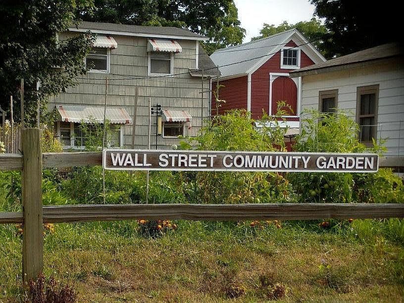 A garden plot comes with the house!
