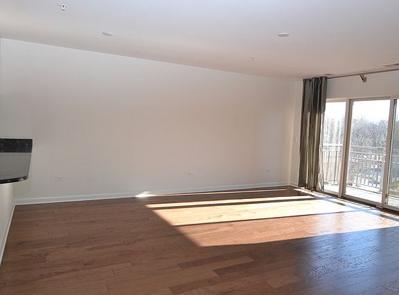 2nd image of 255 E Liberty Dr APT 406