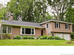 36 Alexander Dr, Meriden, CT 06450