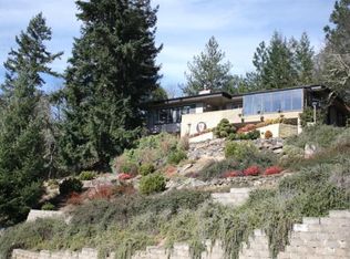 1732 NW Sunview Pl, Grants Pass, OR 97526