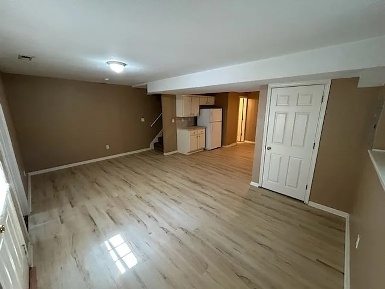 801 Johnson Cir — Photo 4