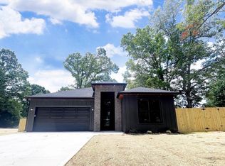 2 Sheffield Ln, Taylors, SC 29687