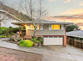 330 Reichling Ave, Pacifica, CA 94044