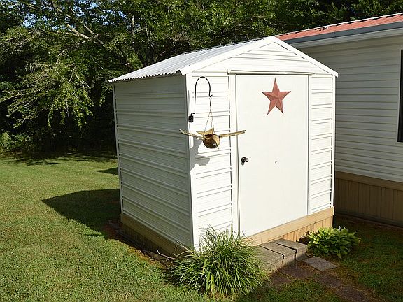 Utility shed
