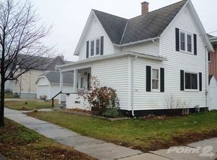 1401 Hamilton St, Manitowoc, WI 54220