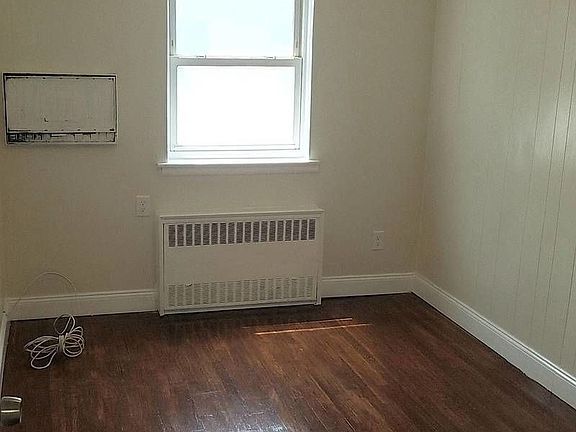 4th image of 1446 E 86th St Floor 2