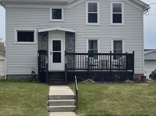 513 State St, Manitowoc, WI 54220