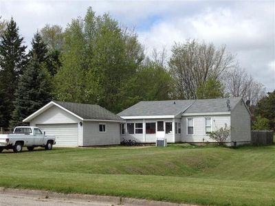 335 S Sears St, Reed City, MI, 49677