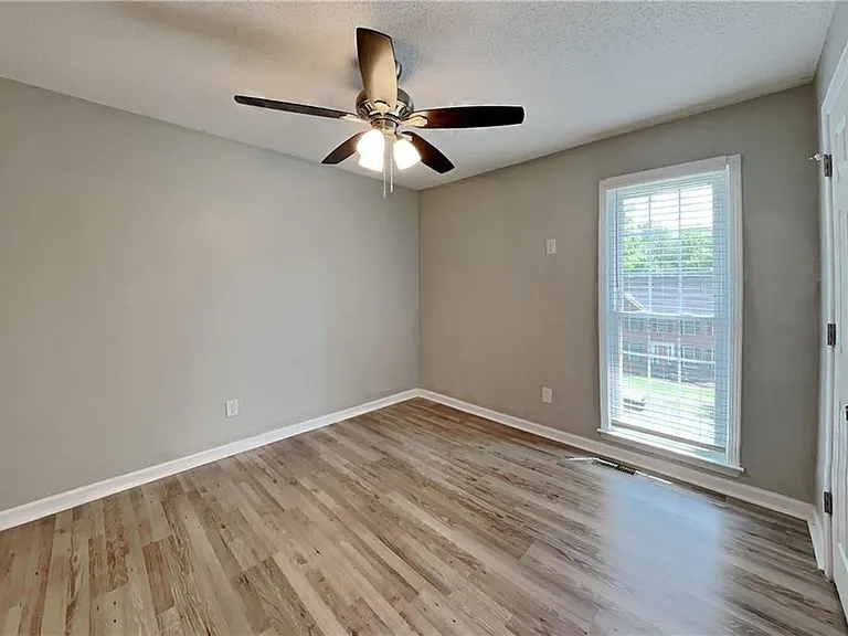 3912 Sharpel Ln NW — Photo 13