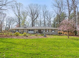 701 Tangle Dr, Jamestown, NC 27282