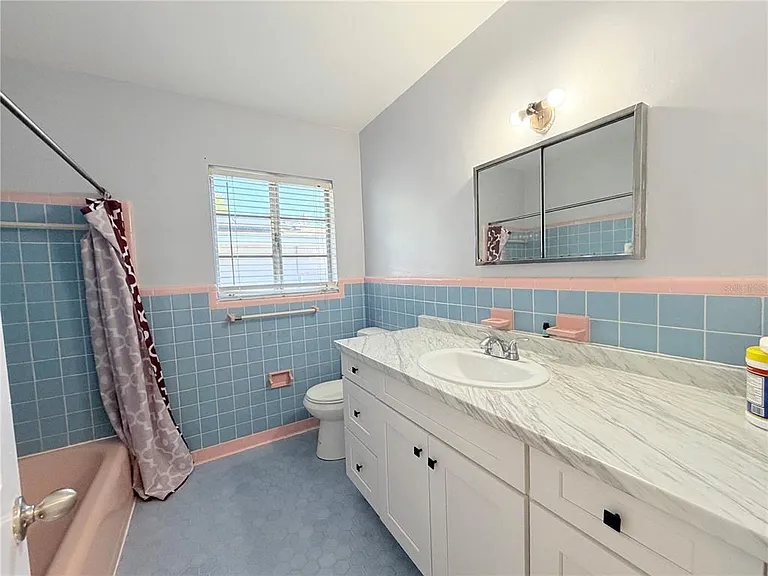 309 Kerry Dr — Photo 14