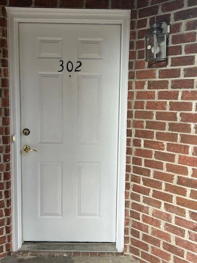 3 bed, 2.0 bath, 900 sqft, $1,650 — Photo 1