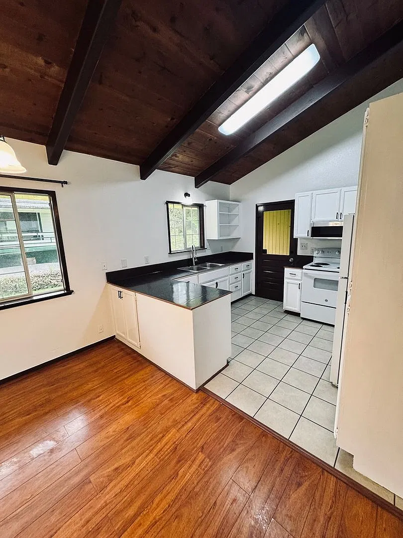 18-1692 Volcano Rd. Volcano, HI 96785 — Photo 3