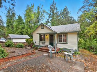 10224 Old River Rd, Forestville, CA 95436