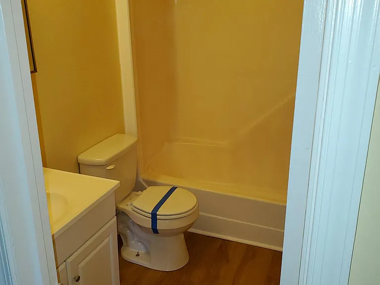 304 Carter St — Photo 13