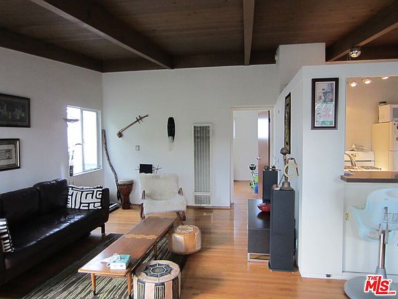 3rd image of 1123 10th St APT A