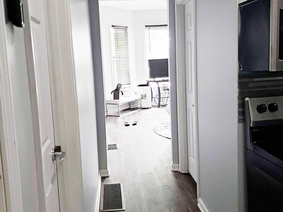 Hallway from kitchen to living room