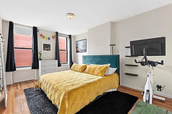 Rented by Corcoran | media 38