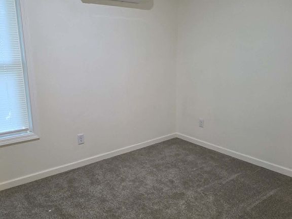 2nd image of 217 5th Ave SW #1