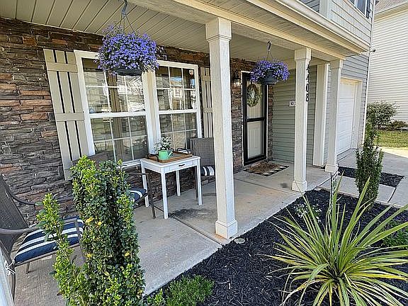 3rd image of 4408 Stone Mountain Dr