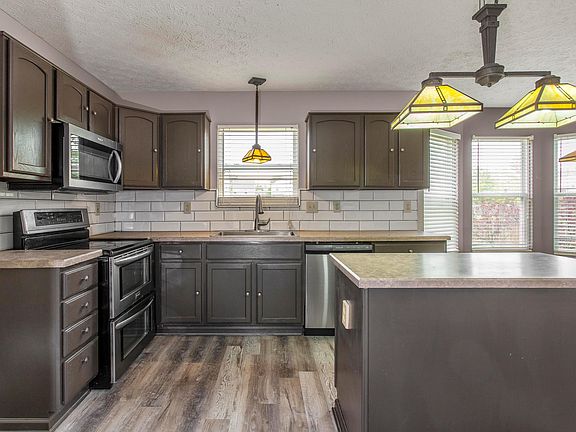 5th image of 5612 Tarben Woods Ct