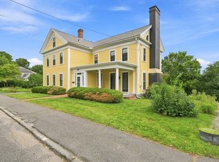 11 High St, Monson, MA 01057