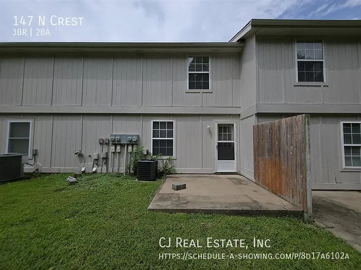 147 N Crest Dr — Photo 11