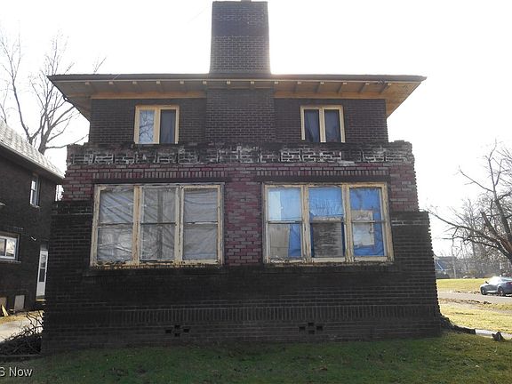 11th image of 1683 Juanita Ave