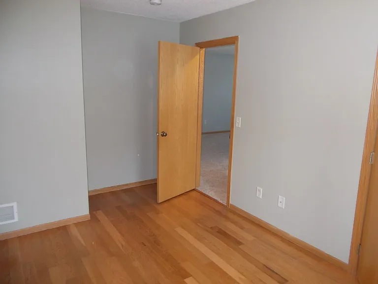 1022 Stinson St — Photo 14