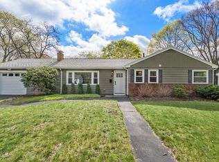 14 Greenleaf Rd, Natick, MA 01760