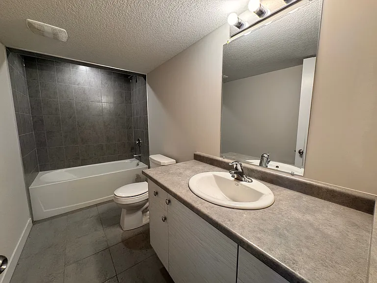 1170 Bethel Rd #B — Photo 6