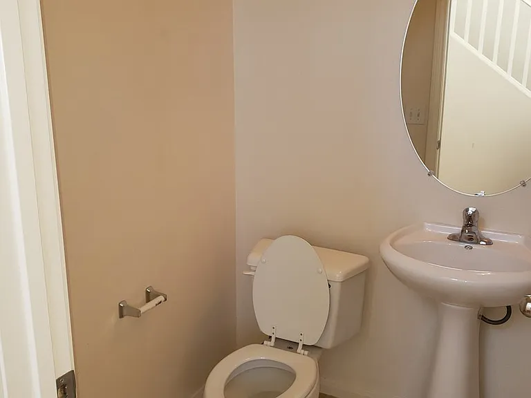 8904 Nautilus Vista Ct — Photo 24