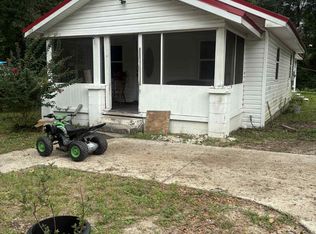 788 Orange Ave, Defuniak Springs, FL 32435